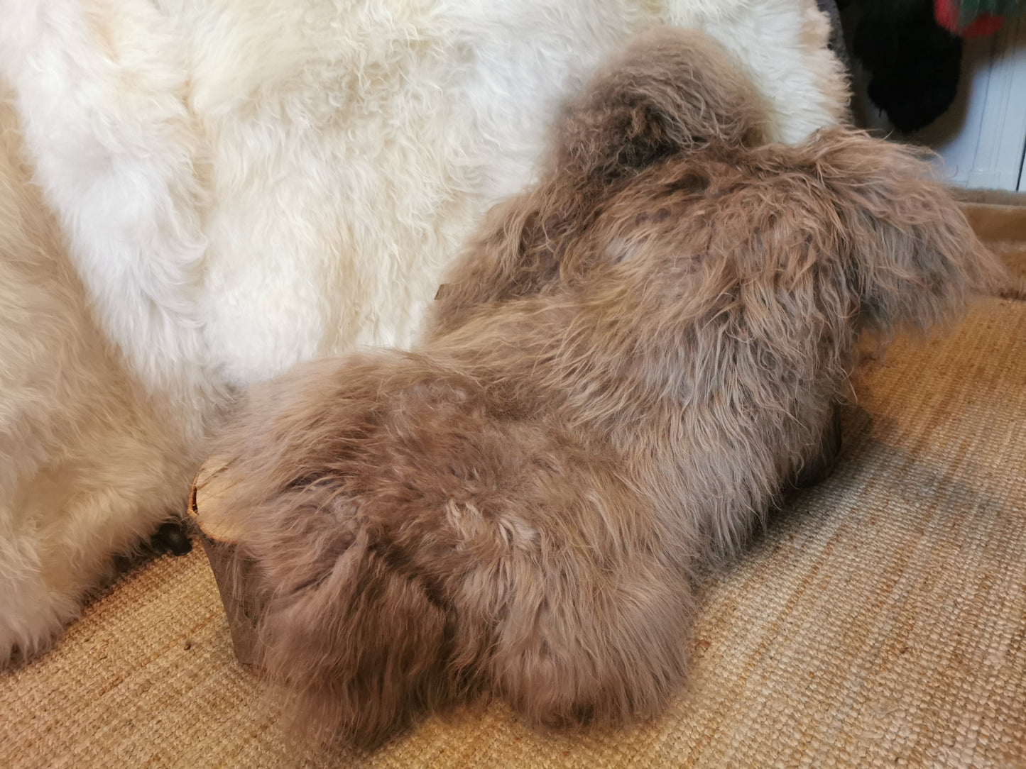Taupe Island Felle