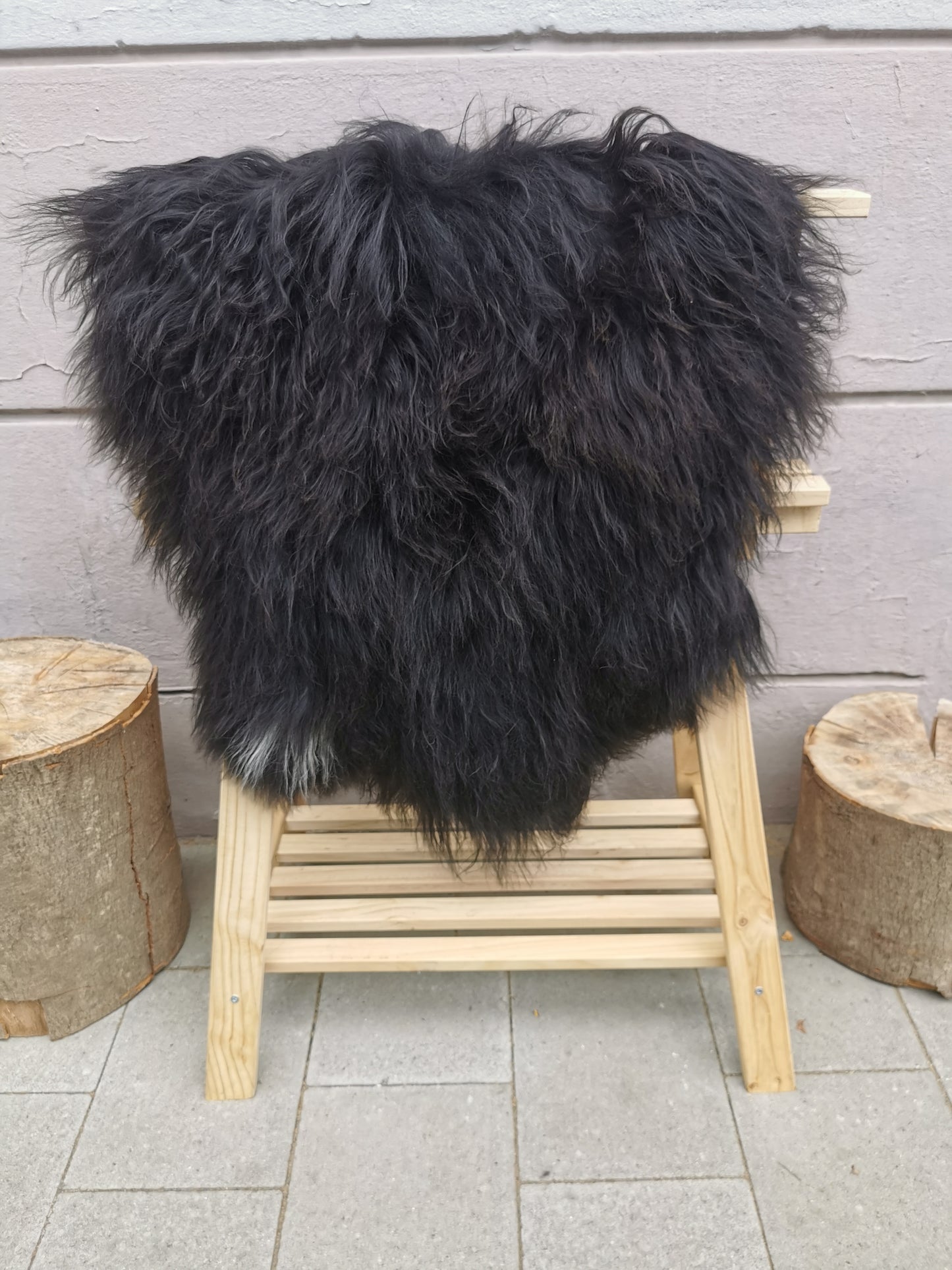 Seltene Island Schaffelle in Natur-Schwarz