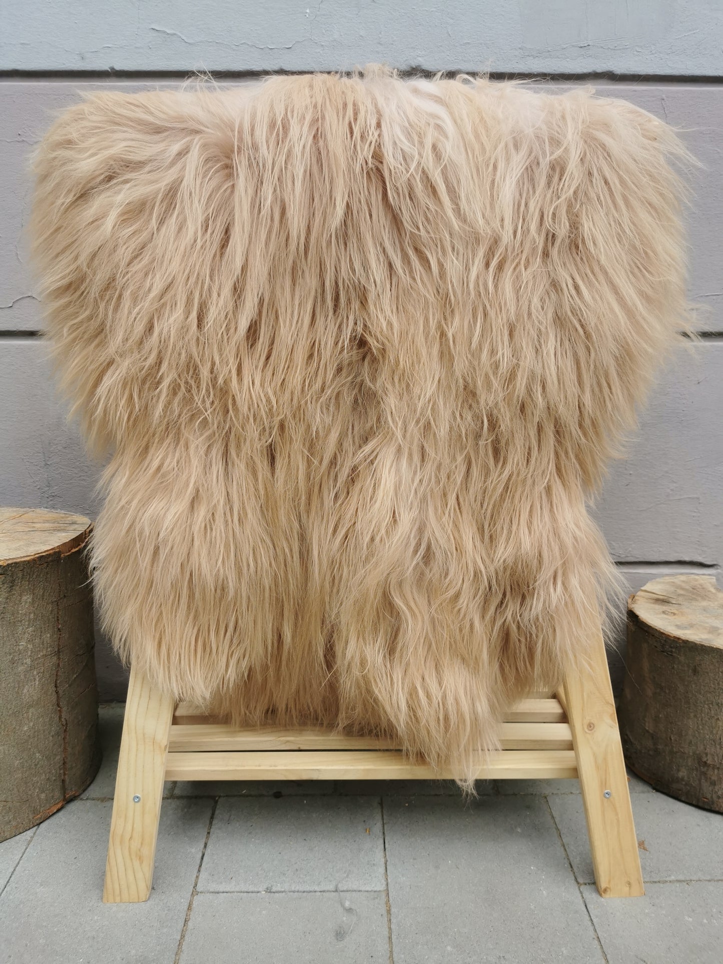 Seltene Island Schaffelle in Beige