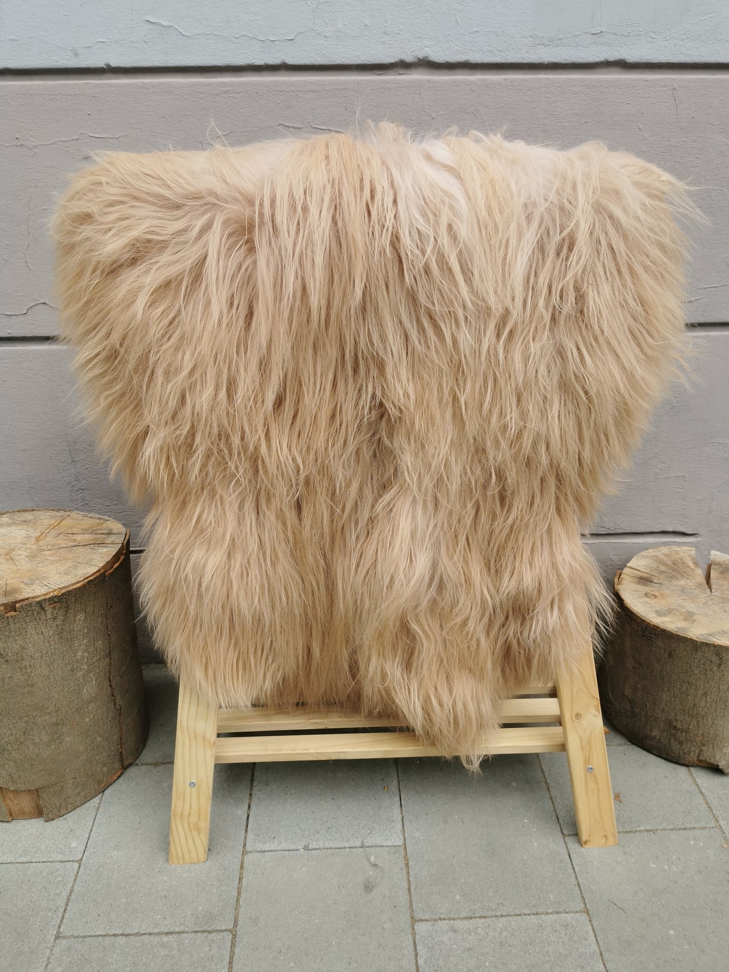 Seltene Island Schaffelle in Beige