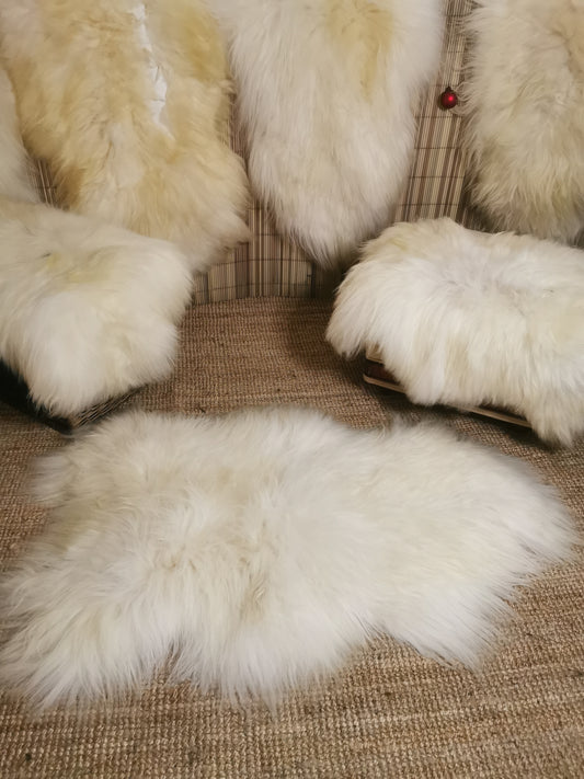 Echtes XXL Lammfell Schaffell Lang Weiches Haar Deko 110-130cm Naturweiss 2.Wahl