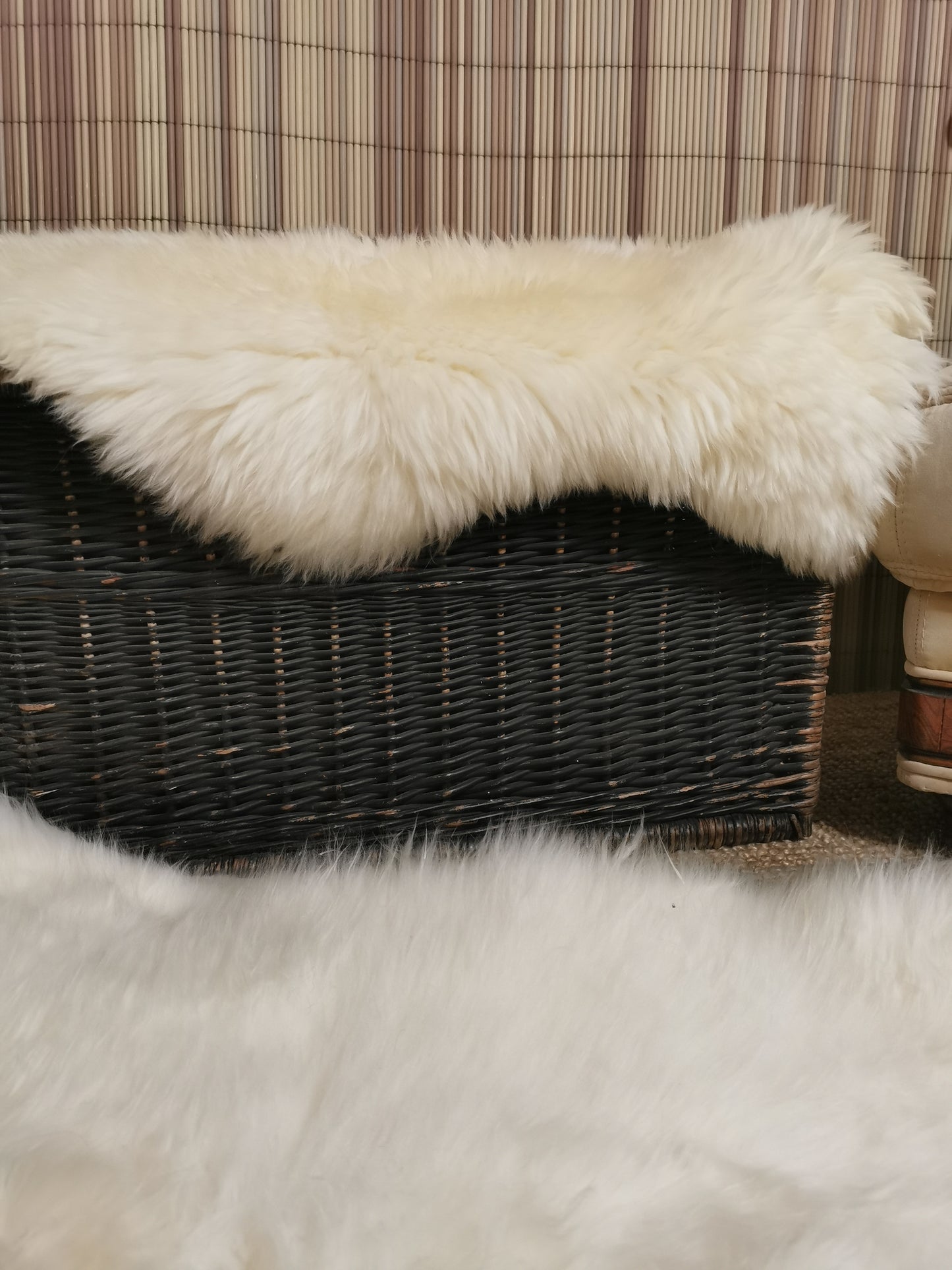 Echtes XXL Lammfell Schaffell Lang Weiches Haar Deko 110-130cm Naturweiss 2.Wahl