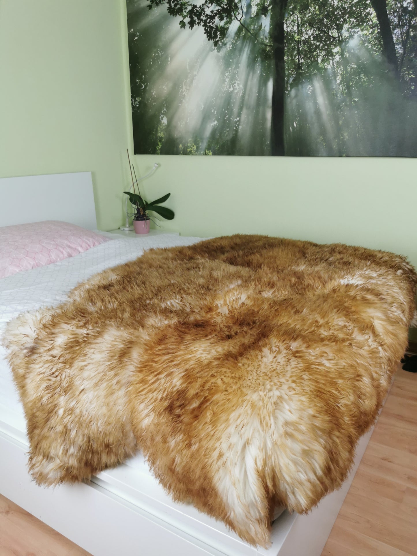 180 x 110cm | XXL genuine sheepskin | Lambskin fur rug | White, Brown, Flamed | Stitched 4 times