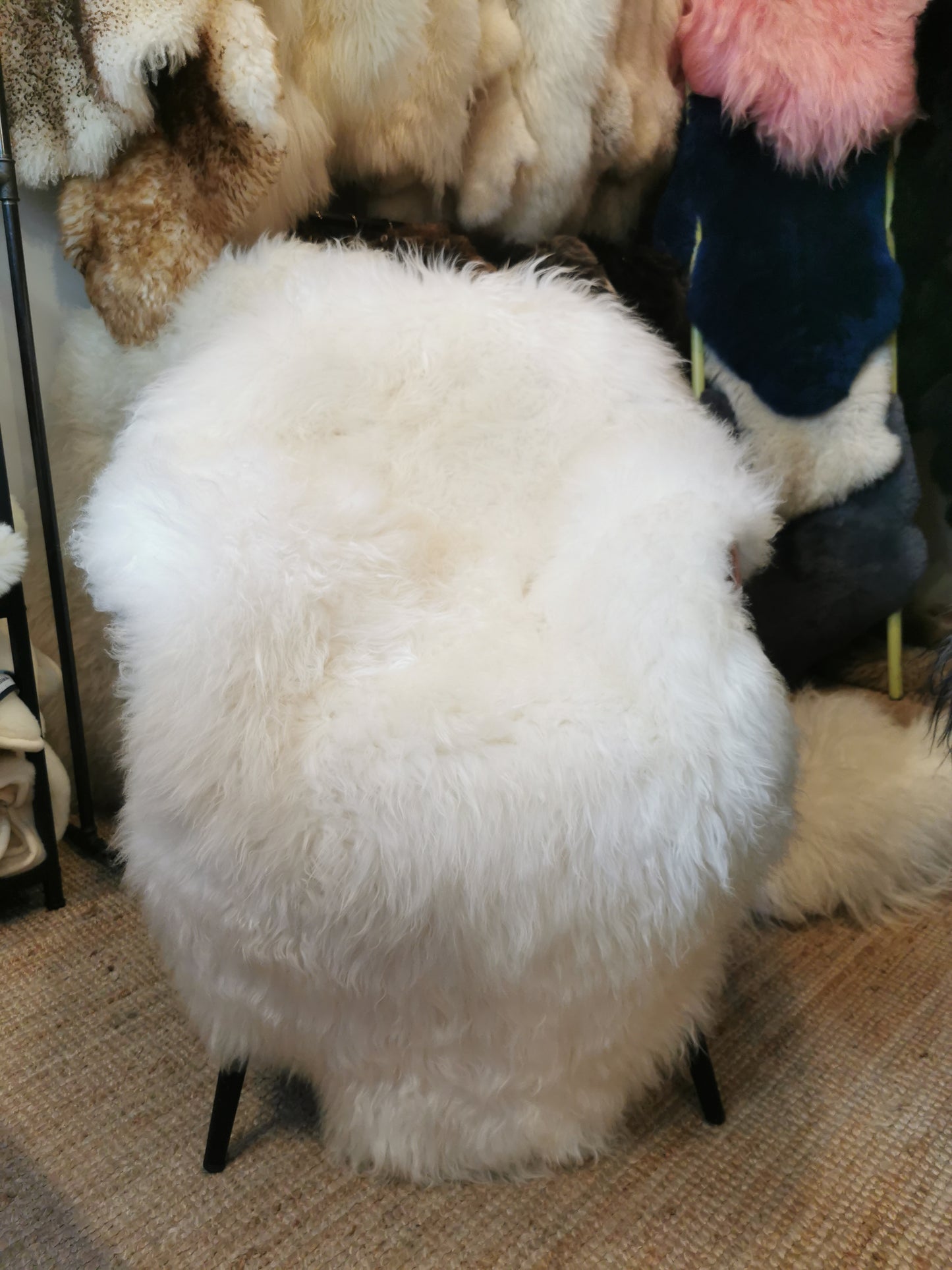 140cm - 155cm White Giant Sheepskin, XXXL Fur Rug, First Choice, Ecological